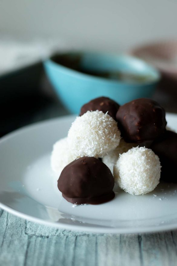 Kokos-Milchreis-Bällchen - laktosefrei und fructosearm - HOL.EAT ...