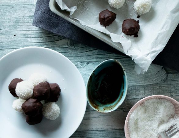 Kokos-Milchreis-Bällchen | laktosefrei, zuckerfrei, fructosearm, vegan