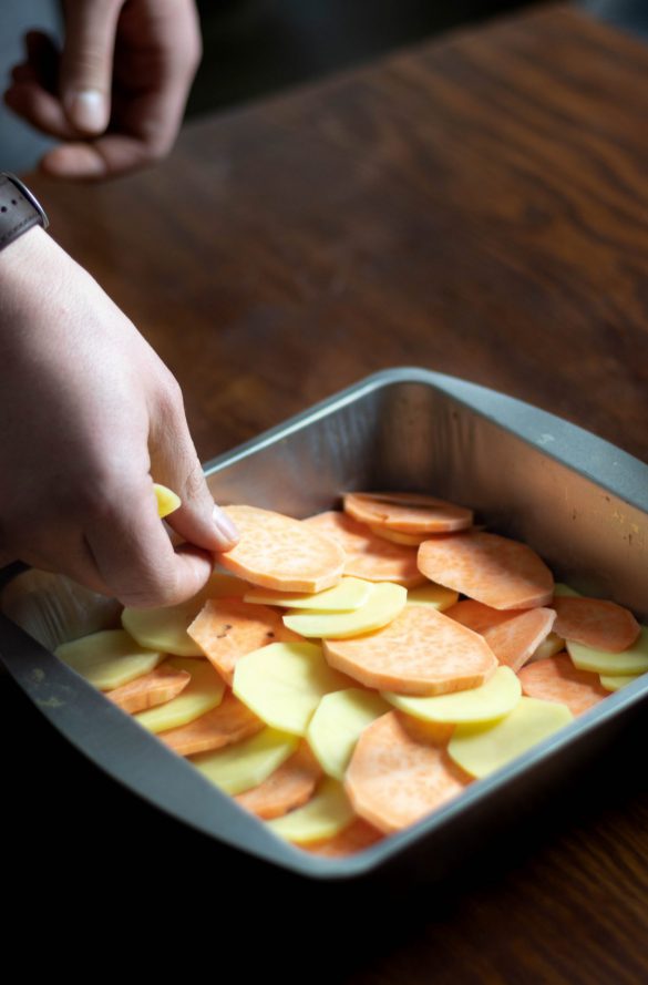 Kartoffel-Süßkartoffel-Gratin mit Räucherlachs | fructosearm, laktosefrei, zuckerfrei