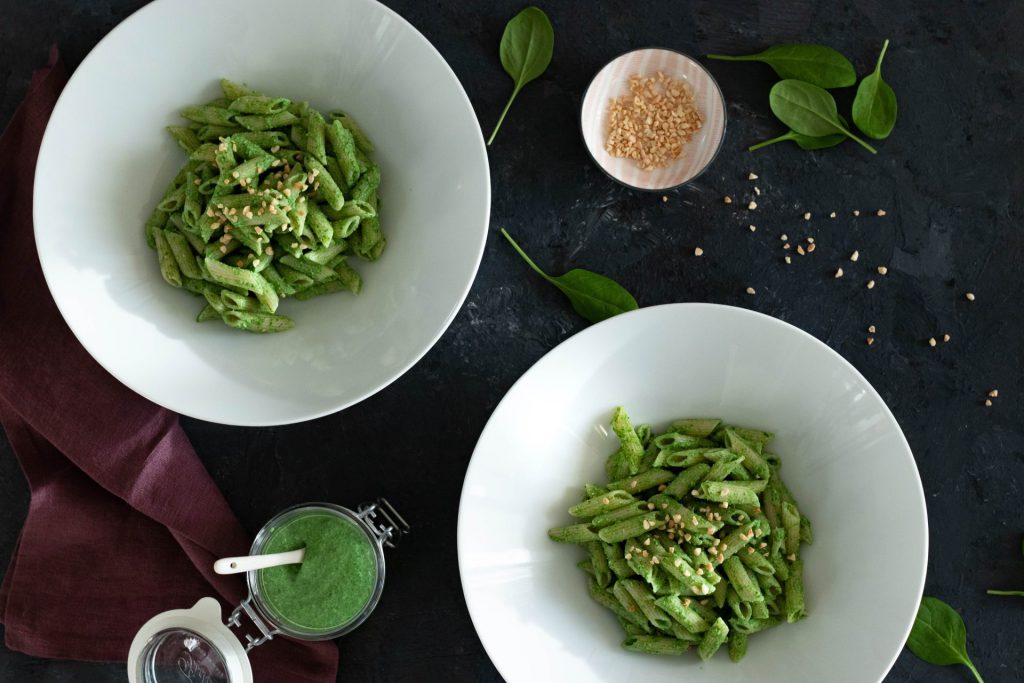 Fructosefreie Nudeln mit Spinat-Frischkäse-Pesto