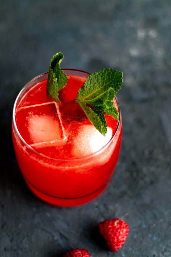Fructosearmer Raspberry Fizz mit Gin