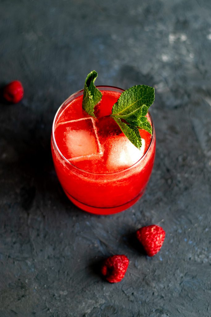 Fructosearmer Raspberry Fizz mit Gin