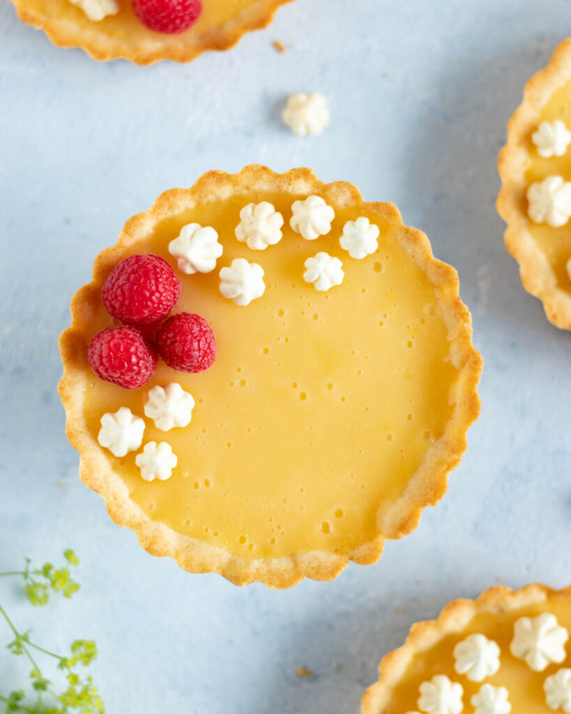 Fructosearme Lemon Curd Tartelettes mit fructosefreiem Baiser