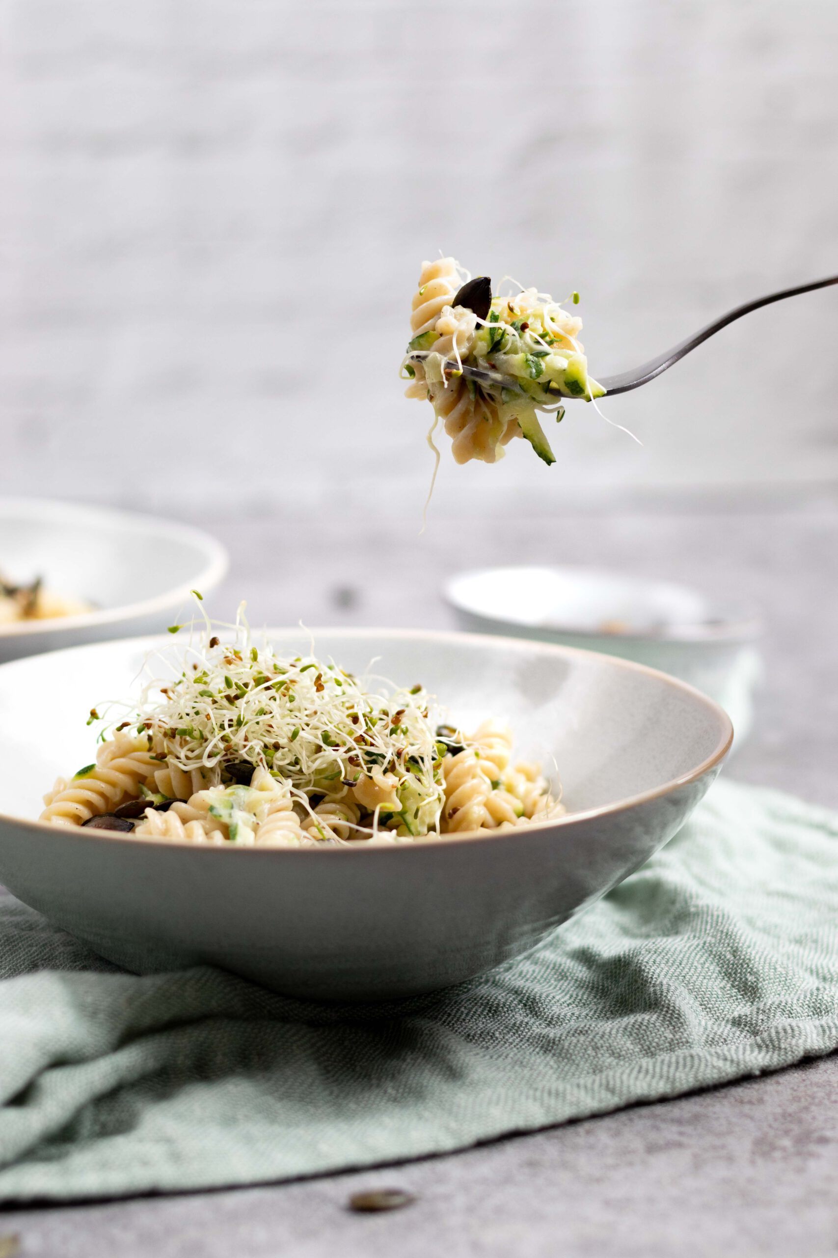 Pasta mit schneller Zucchini-Soße