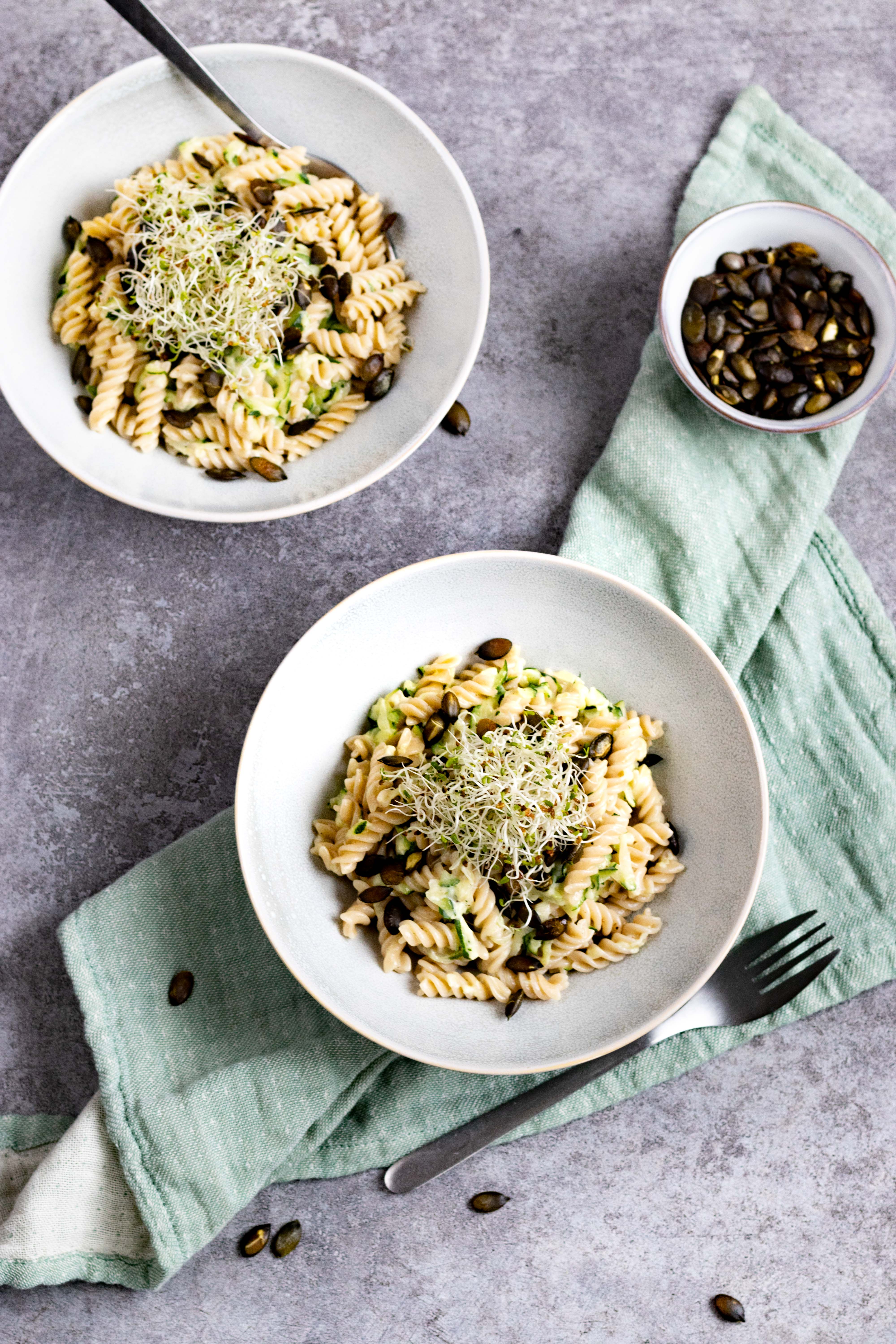 Pasta mit schneller Zucchini-Soße