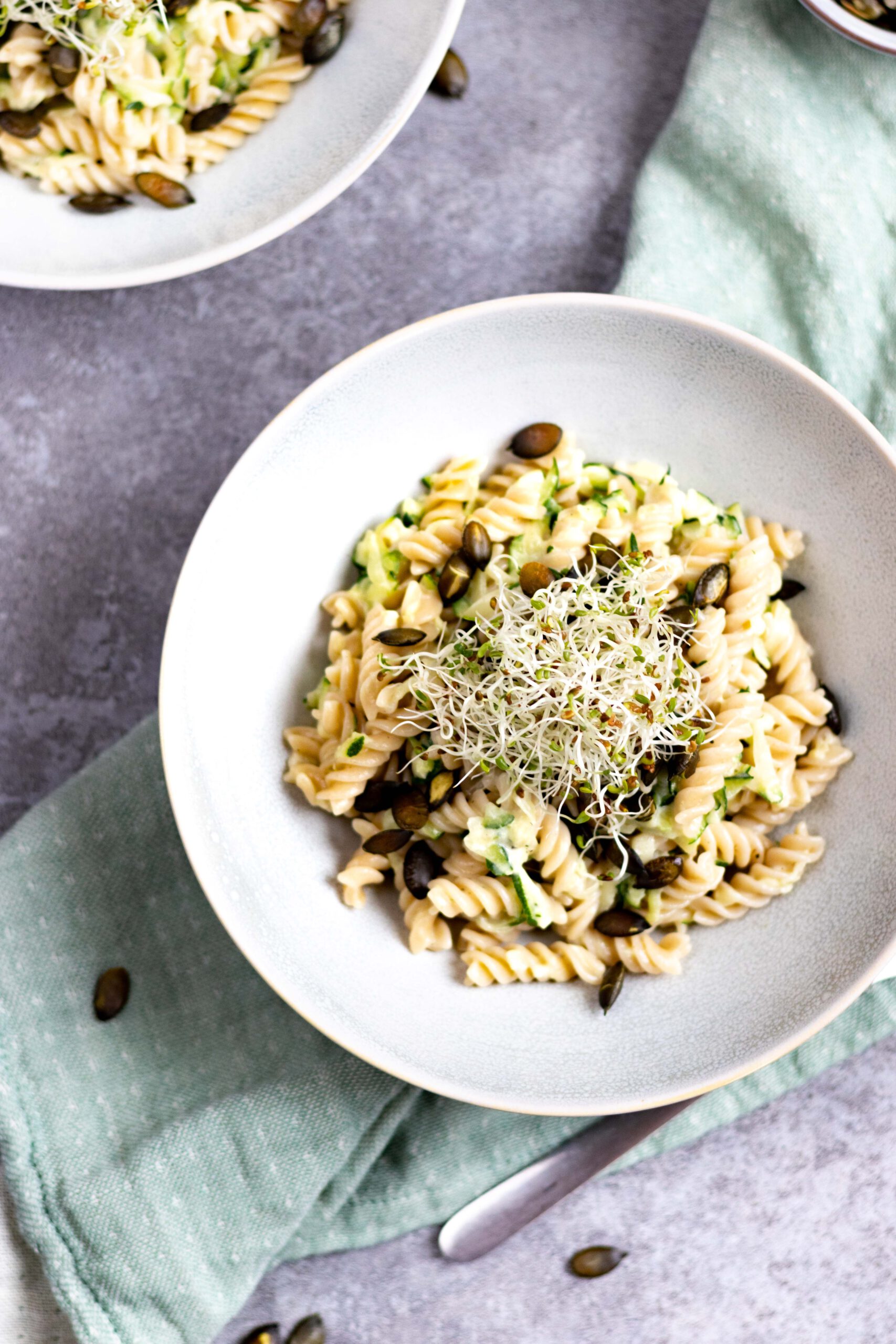 Pasta mit schneller Zucchini-Soße