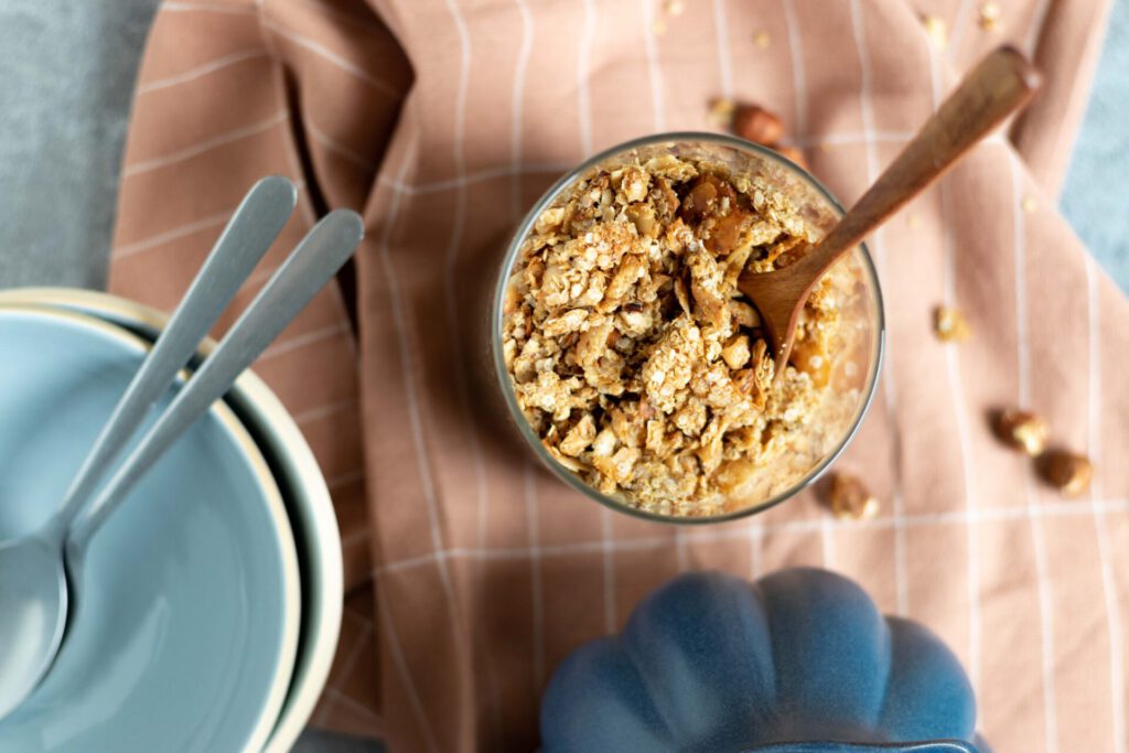 Quinoa-Haselnuss-Granola